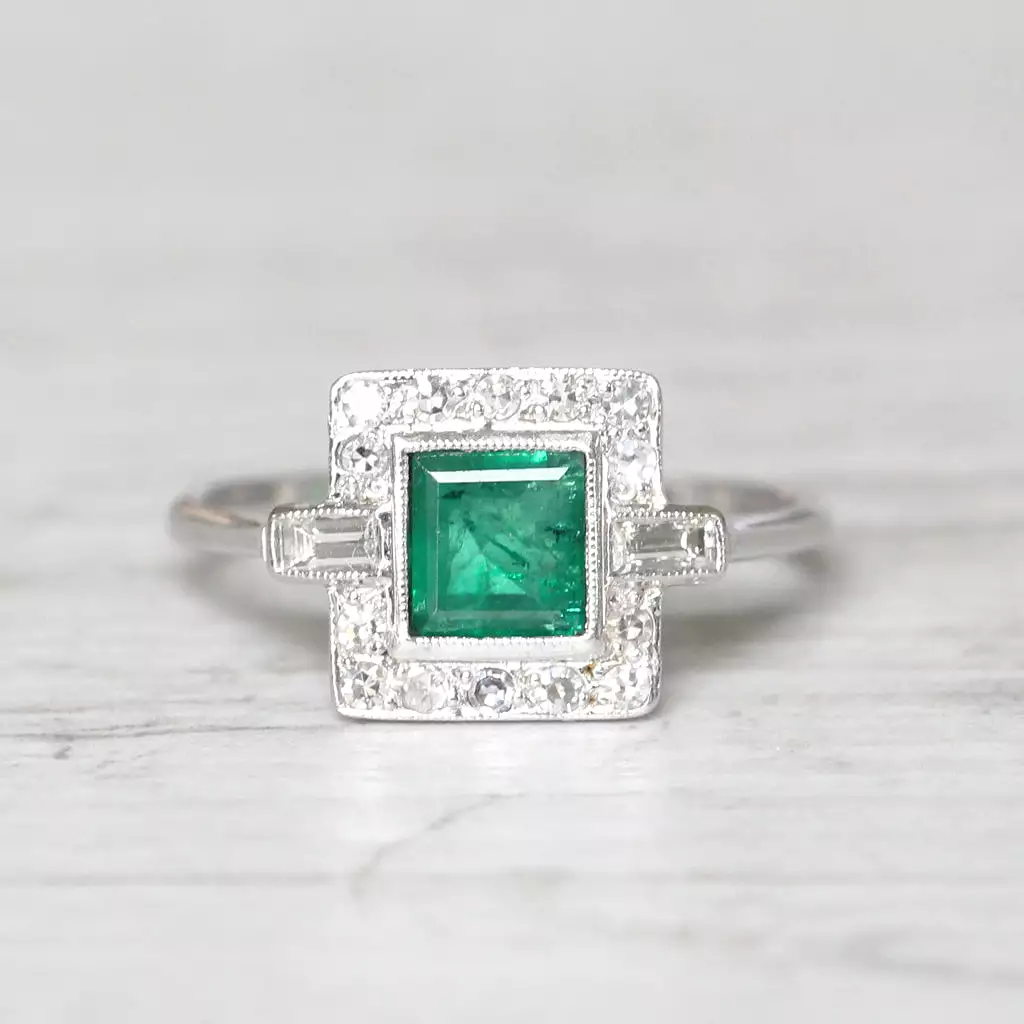 Art Deco Style 0.80 Carat Emerald and Diamond Square Cluster