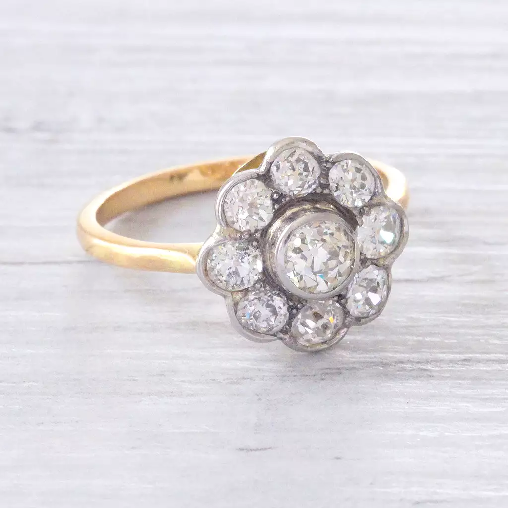 Edwardian 1.80 Carat Old Cut Diamond Daisy Cluster