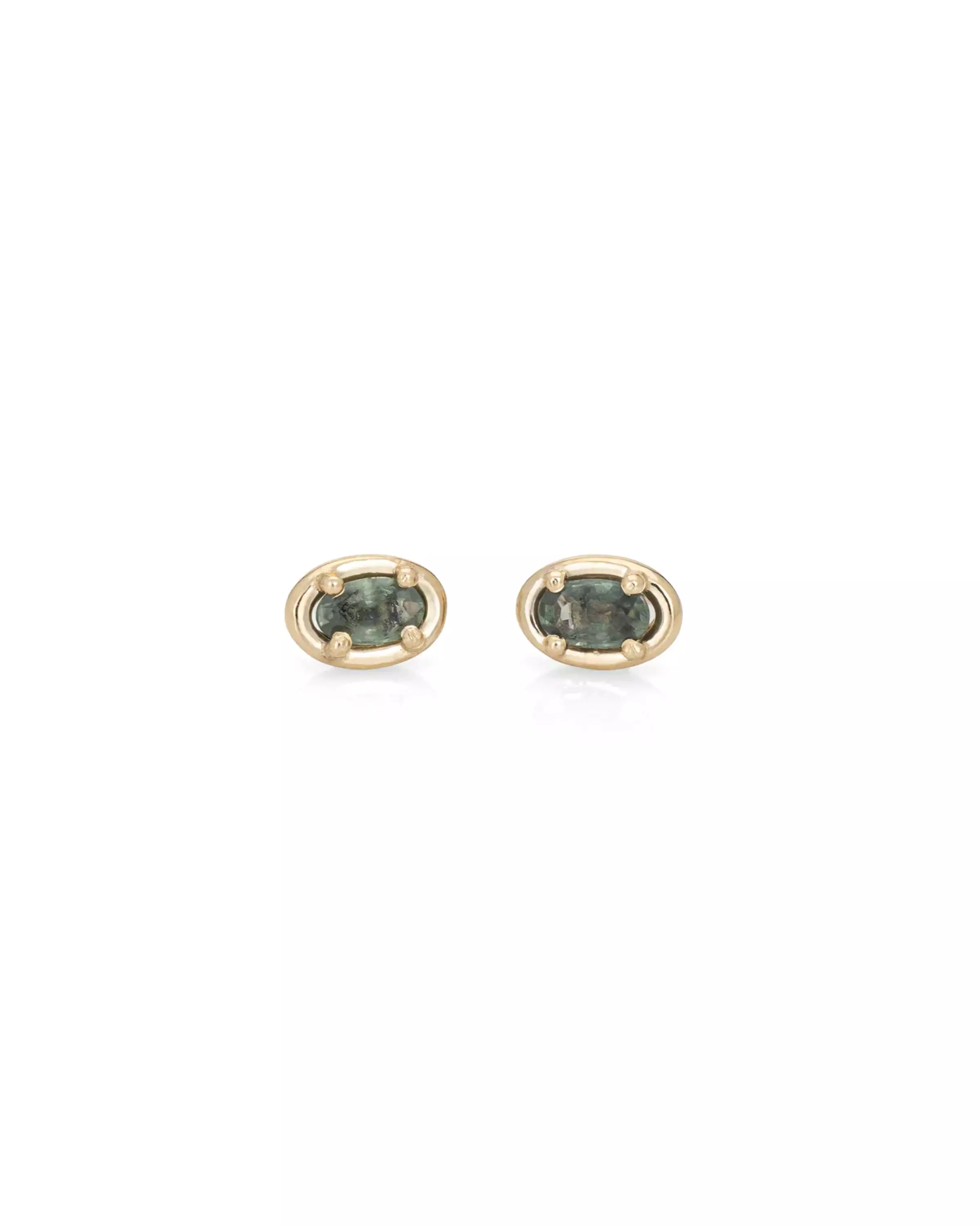 Ellipse Single Stud in Green Sapphire