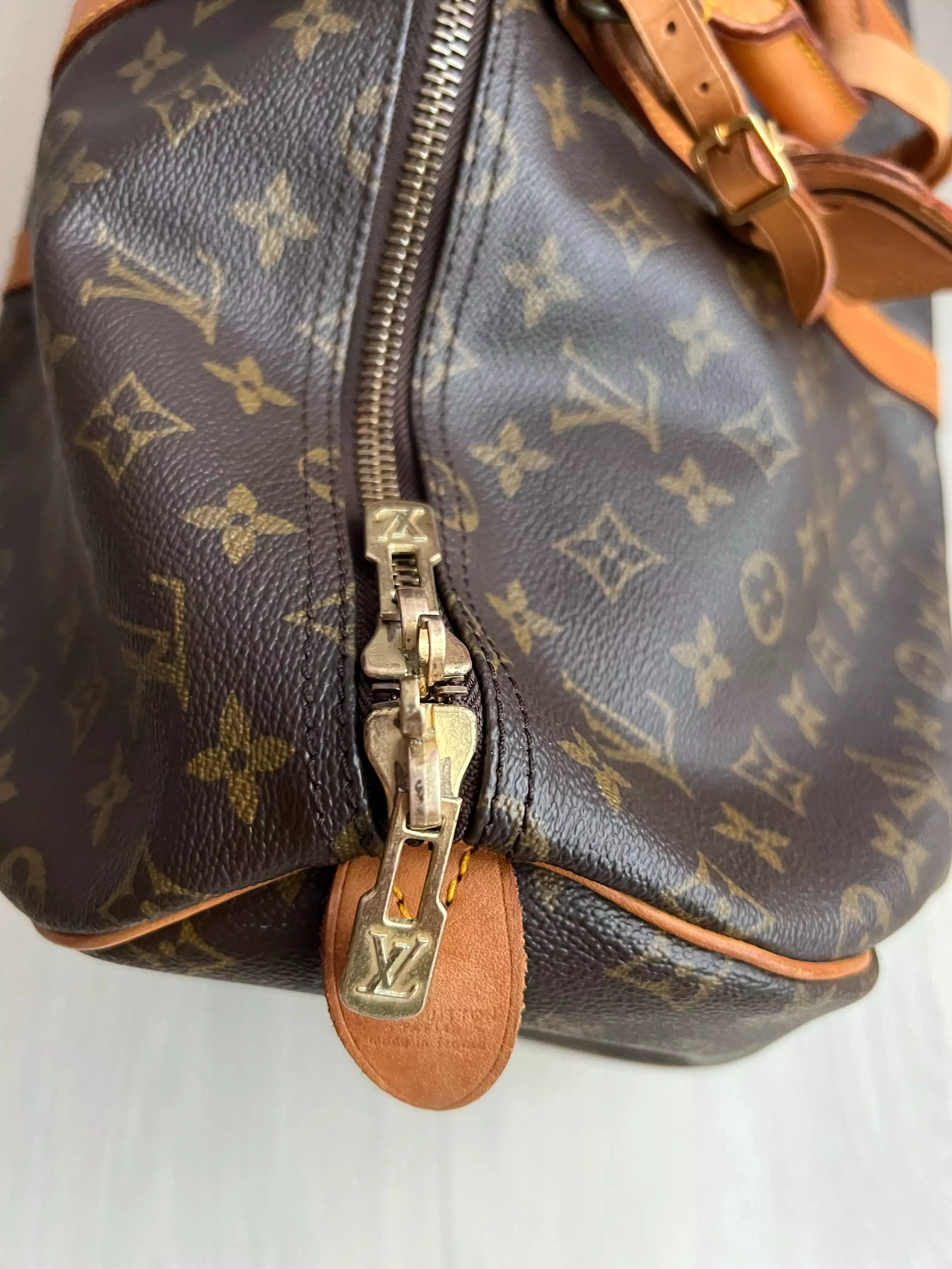 Louis Vuitton Keepall 55 Bag