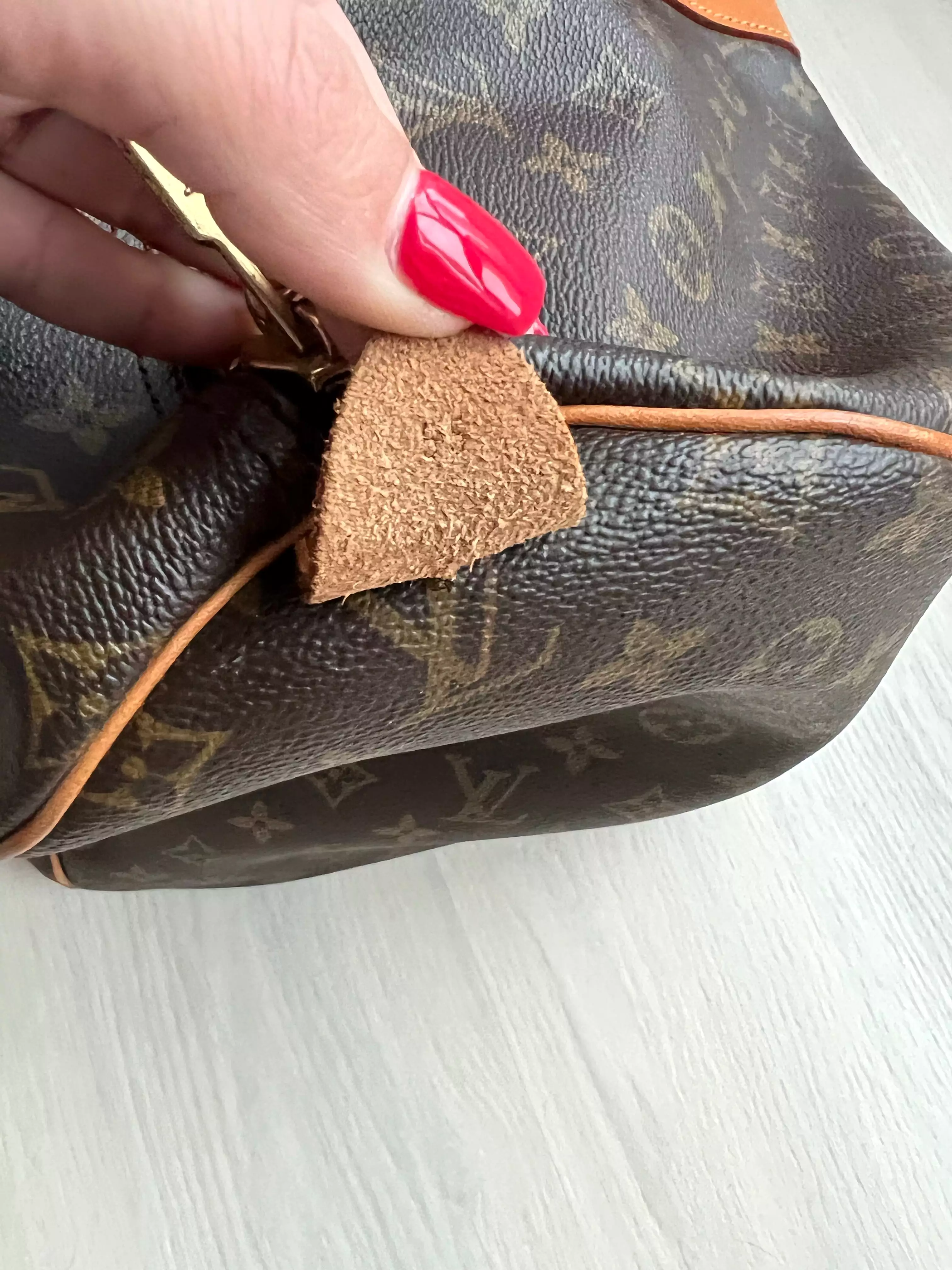 Louis Vuitton Keepall 55 Bag