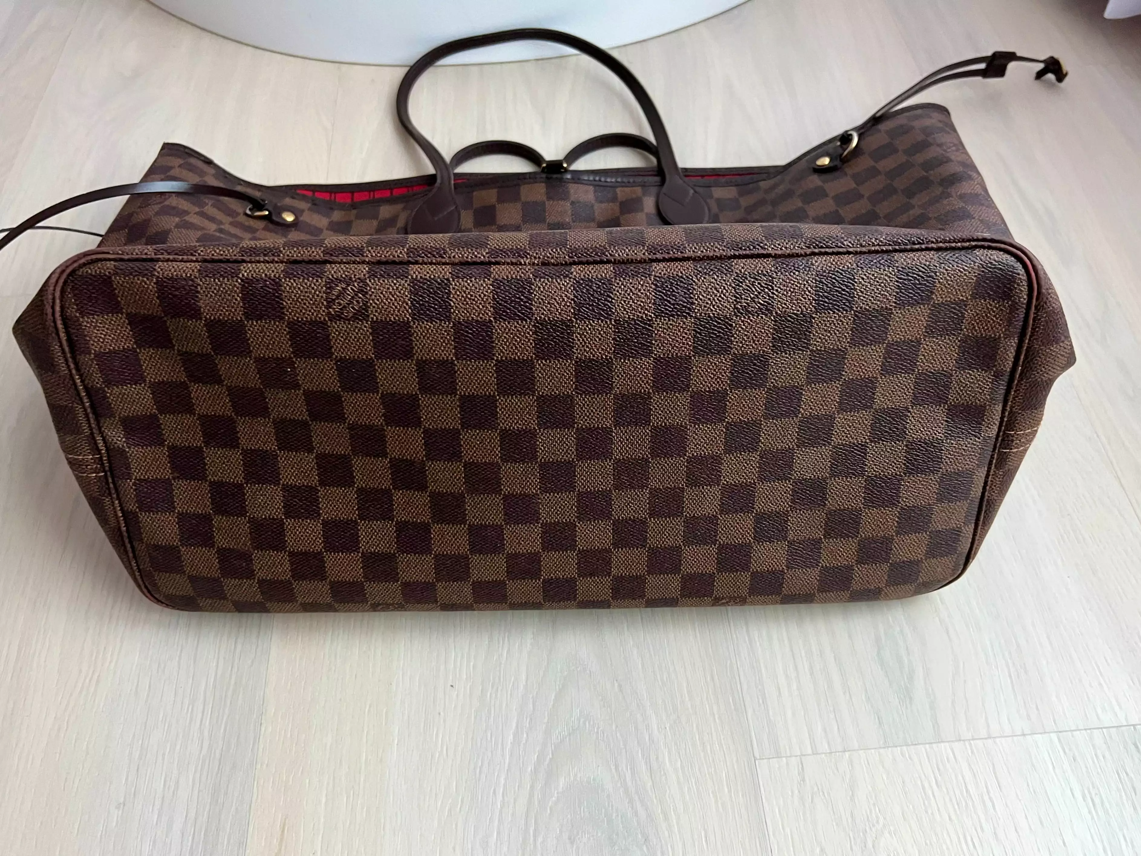 Louis Vuitton Neverfull Bag