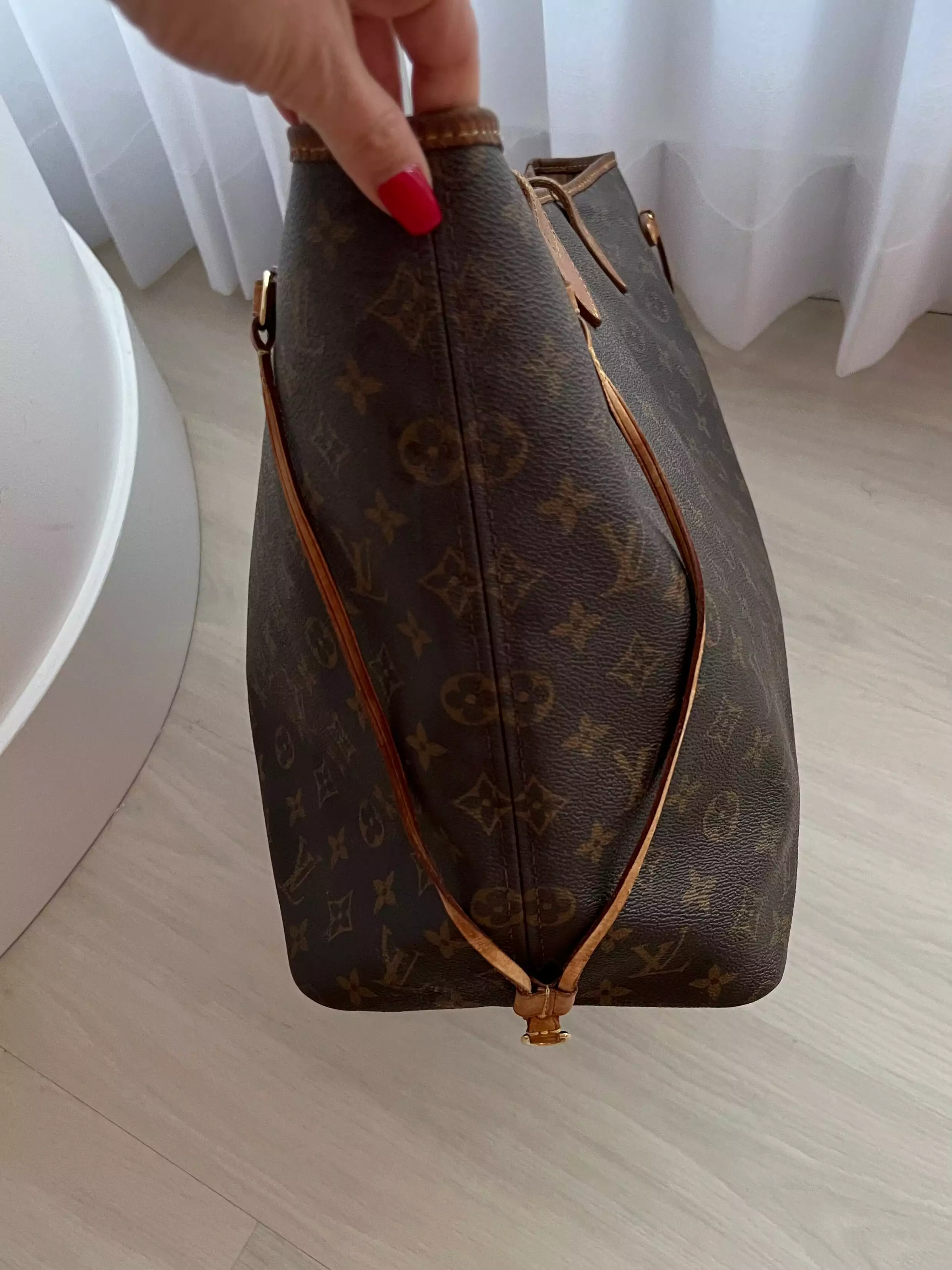 Louis Vuitton Neverfull bag