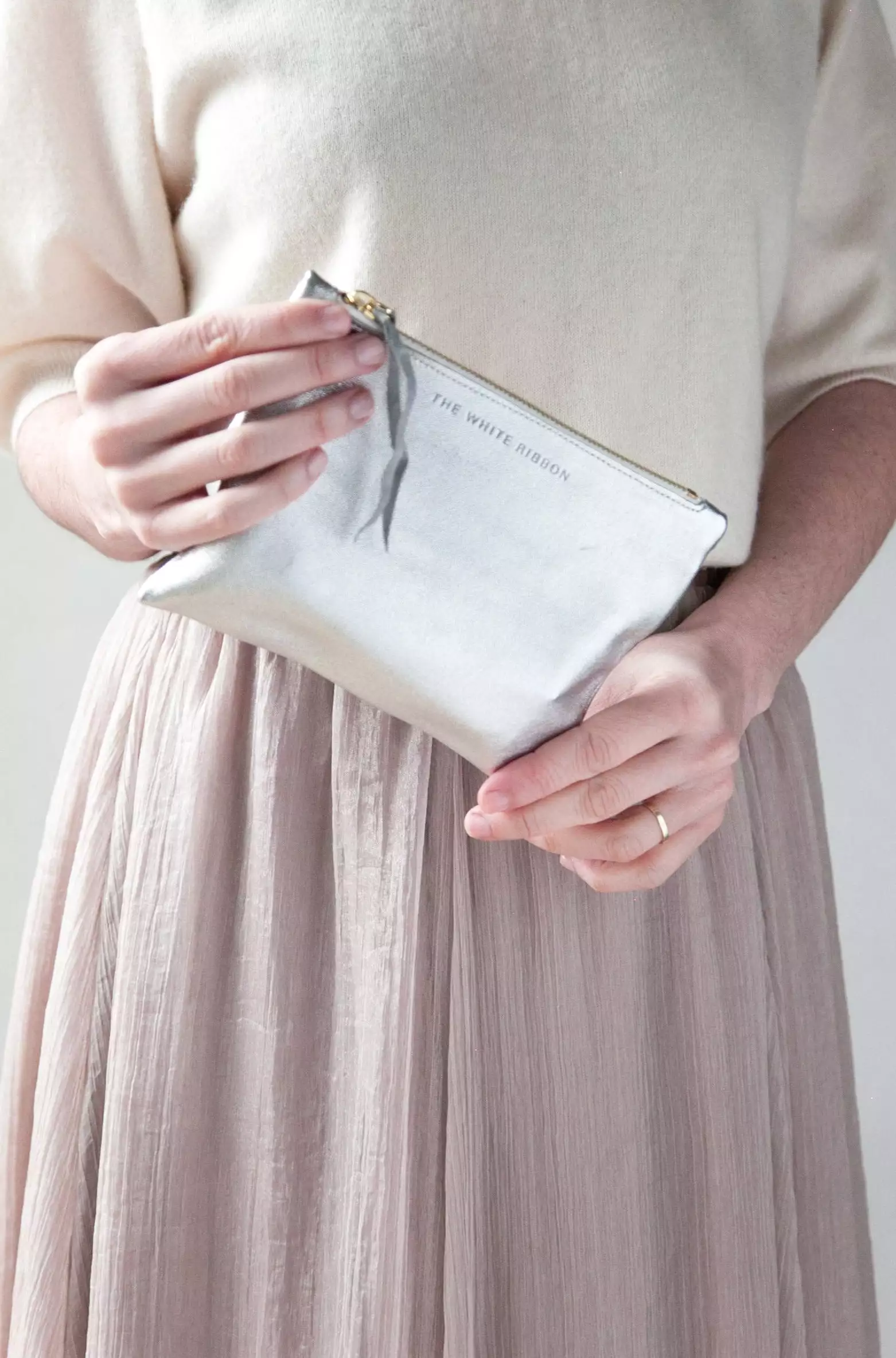 NOA Clutch – Silver