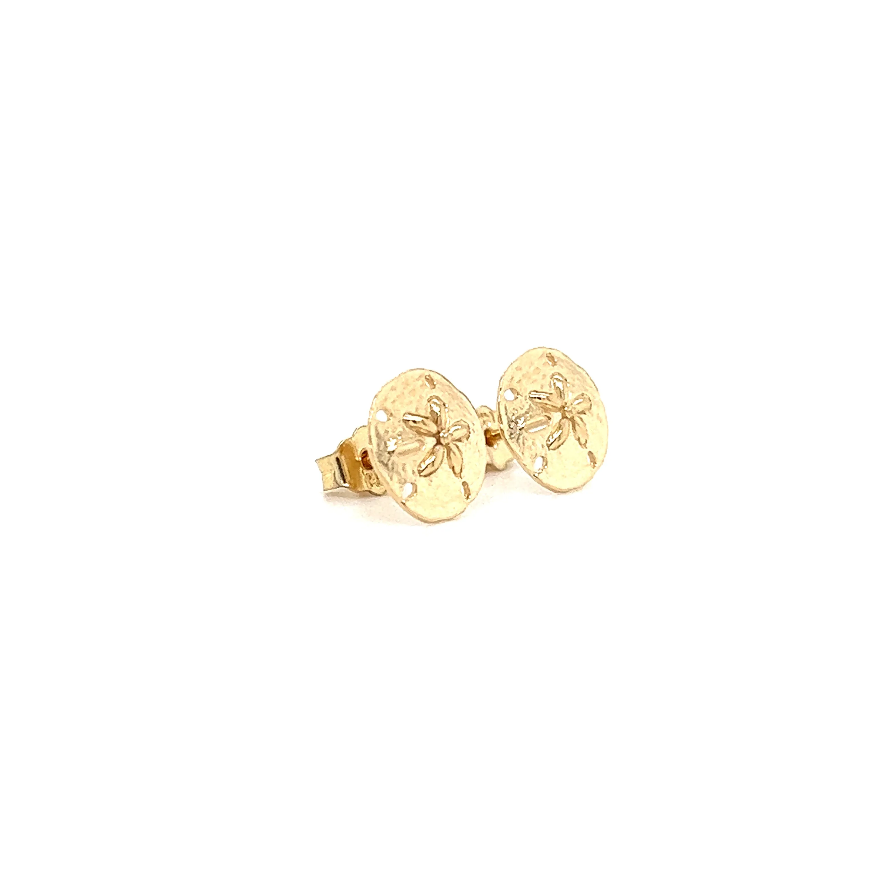 Sand Dollar Stud Earrings in 14K Gold