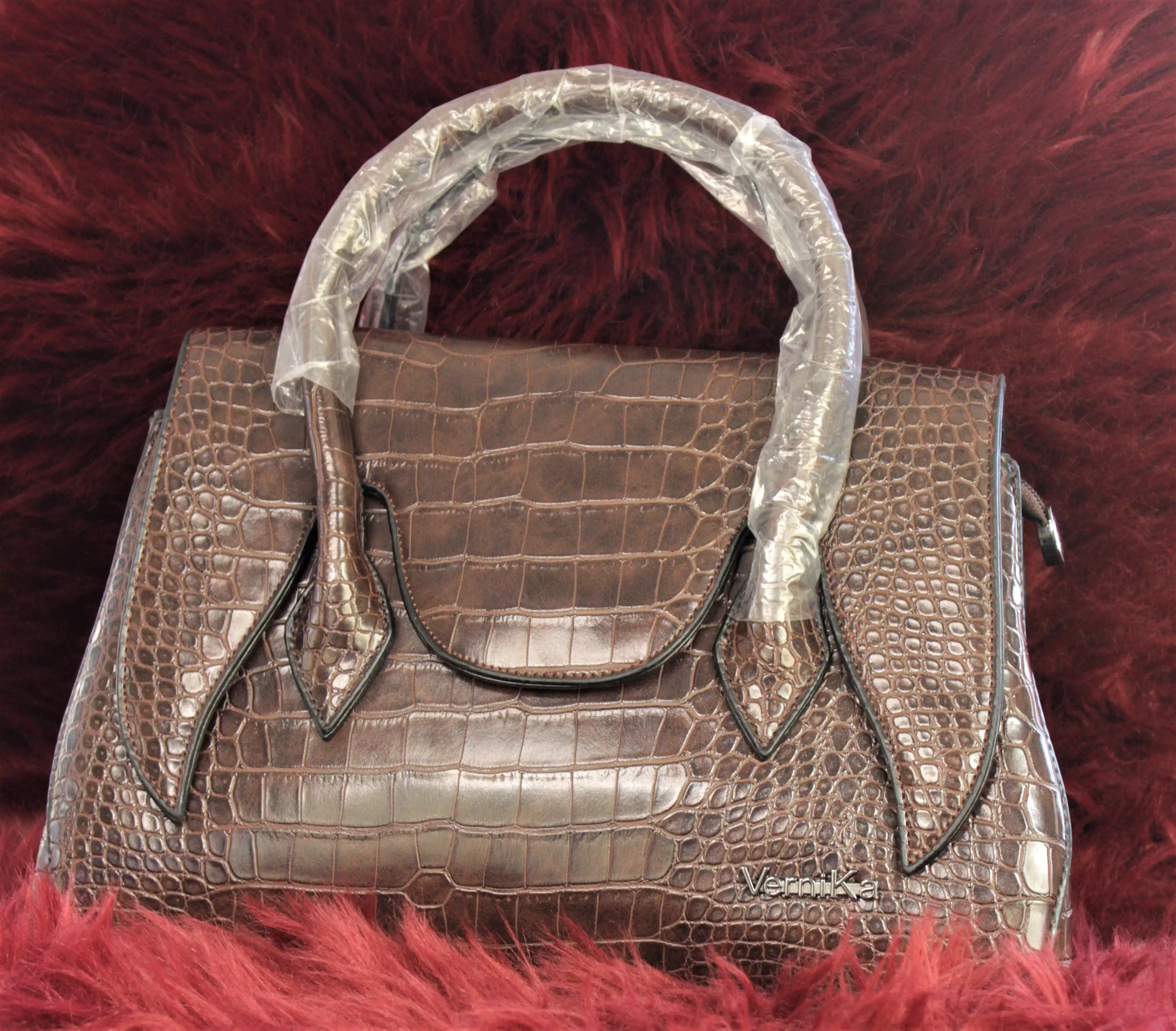 Tote crocodile handbags